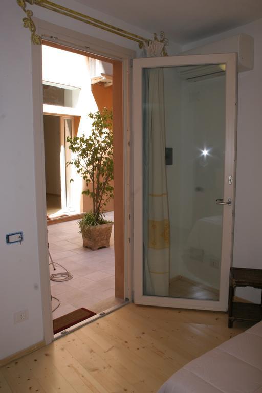 Note Sulla Piazza Bed and Breakfast Κάλιαρι Εξωτερικό φωτογραφία